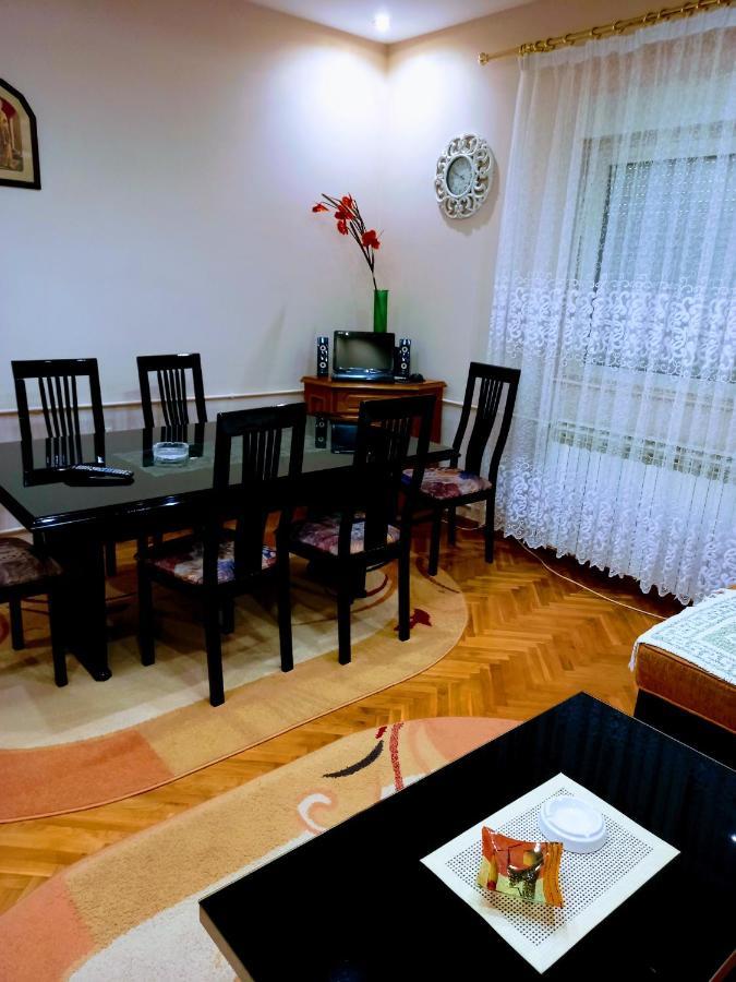 Stan Na Dan J & M Apartment Vrsac Exterior photo
